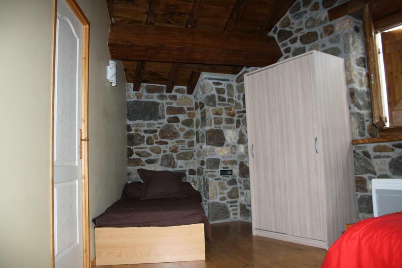 La Forge D'Andribet Villa Axiat Bagian luar foto